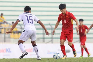 HLV Mai Đức Chung gọi 11 cầu thủ vừa đá SEA Games