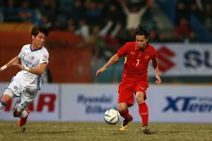 Bị chê tơi tả, Công Phượng vẫn là số 1!