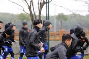 Công Phượng dự bị, Đức Chinh phá lưới U-23 Palestine