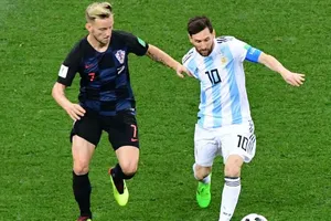 Messi và Argentina đá dưới “giá treo cổ”