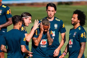 Chọn cửa Neymar và đồng đội Brazil đại thắng Serbia