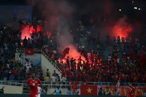 Ai trả gần 300 triệu đồng tiền nộp phạt cho AFC?