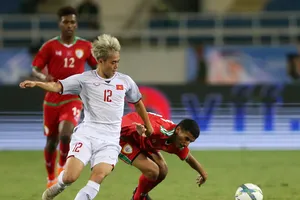 Văn Toàn không buồn nhưng bị áp lực trước AFF Cup