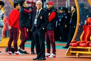 HLV của Kyrgyzstan mỉa mai HLV Lippi và đội tuyển Trung Quốc