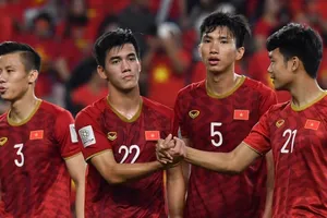 Ông Park Hang-seo và HLV của Jordan ‘nắn gân’ nhau