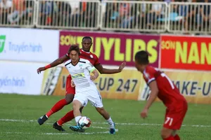 Nếu bầu Đức không phải trả lương cho thầy Park…