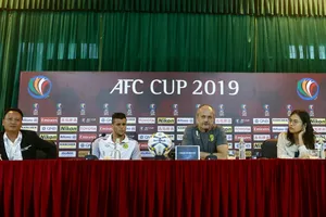 Bầu Hiển 'lệnh' thầy trò Chu Đình Nghiêm phải thắng!