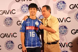 Bầu Đức lại ‘gả con gái’ cho chồng ngoại