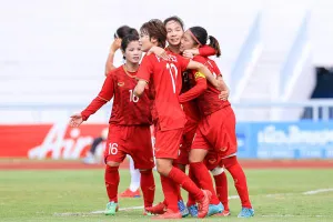 Ngược dòng thắng Philippines, VN vào chung kết AFF gặp Thái