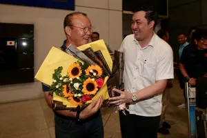 Thầy trò Park Hang-seo về nước, quyết thắng UAE và Thái Lan 