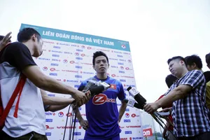 Văn Quyết thất vọng khi ông Park không gọi lên tuyển