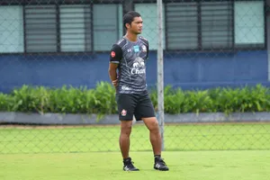 Thái Lan sa thải HLV 