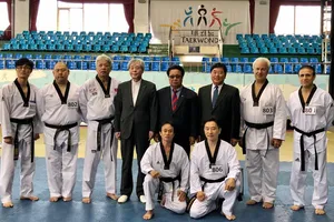 Võ sư đầu tiên của Việt Nam đạt 9 đẳng Kukkiwon