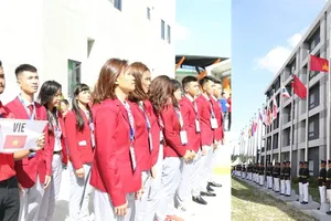 Cờ Việt Nam tung bay trong Làng vận động viên SEA Games 30
