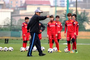 Sao nữ bị đứt dây chằng, lại lỡ hẹn với tuyển Việt Nam