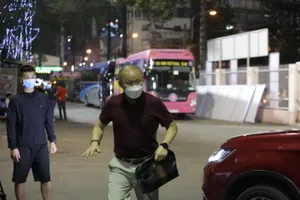 Ông Park lại 'thất nghiệp' khi hoãn trận làm khách Malaysia