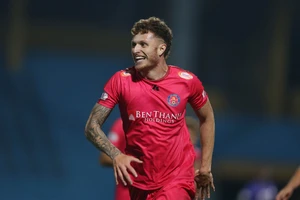 Sài Gòn lên đỉnh bảng, Quảng Nam thấy ánh sáng cuối đường hầm