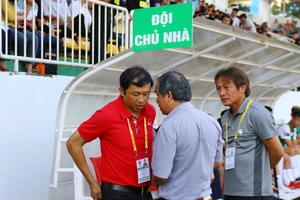 Bầu Đức đưa lão tướng Anh Đức về phố núi để làm gì?