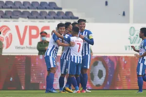 Bà Rịa Vũng Tàu vô địch lượt đi, đau cho bóng đá Huế