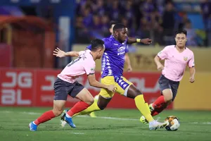 HA Gia Lai đá cho vui, đội bóng của bầu Hiển thắng nhọc