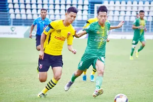 Cần Thơ bất ngờ đẩy đội bóng của bầu Thắng vào ‘cửa tử’