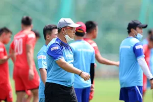 Quang Hải và Tuấn Tài trở lại, thầy Park mừng ra mặt