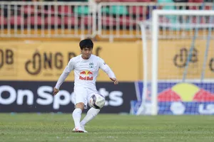 Công Phượng dưới tay Kiatisak, như cá gặp nước