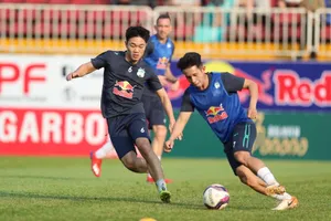 Kiatisak: ‘HA Gia Lai thắng hay thua vẫn nhất bảng’