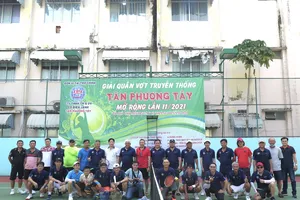 Vui khỏe với giải quần vợt truyền thống - cúp Tân Phương Tây