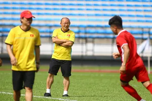 Đội tuyển Việt Nam tập sân chính, chờ đại chiến Indonesia