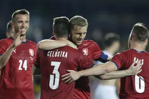 Scotland và CH Séc, ai nối gót tuyển Anh?