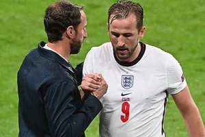 Harry Kane bật mí về tuyển Anh cùng nỗi lo yếu thể lực và tâm lý