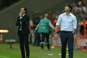 Sau trận thua Anh, HLV Joachim Low nghẹn ngào từ chức ở tuyển Đức