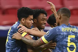 Rượt đuổi gay cấn và đại tiệc bàn thắng ở Copa Ameria