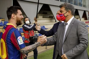 Sốc: Barca chưa ký hợp đồng, Messi vẫn là cầu thủ tự do