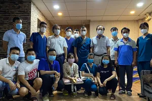 Cảm động Hội Tennis Huế và Yêu Huế chung tay chống dịch COVID-19