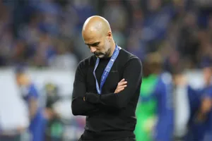 Man City thua đau do độc chiêu số 9 ảo của Pep Guardiola đã lỗi thời 