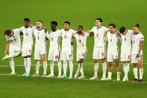 Dàn tuyển thủ Anh thăng hoa hậu Euro, mỗi Harry Kane lạc nhịp