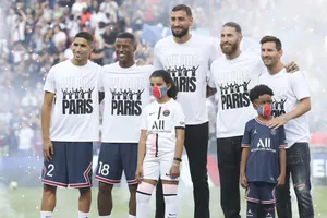 Messi không phải là siêu nhân ở PSG