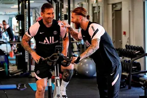 Sốc: Ramos làm loạn trong phòng thay đồ của PSG