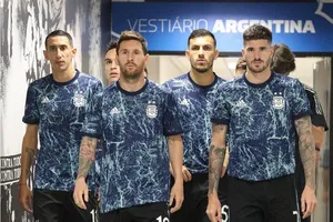 Messi và đồng đội cần bị trừng trị nghiêm khắc