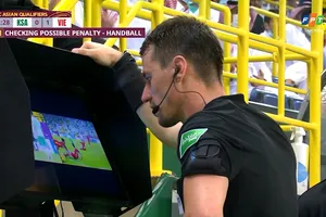 Choáng với công nghệ VAR và Goal Line phức tạp trên sân Mỹ Đình