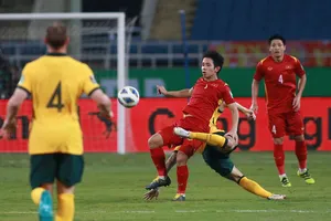 Trọng tài tước mất của Việt Nam một quả penalty