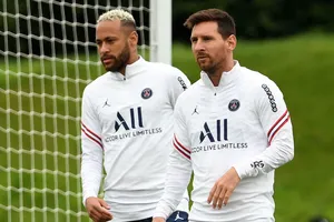 Bật mí thu nhập đặc biệt trong hợp đồng giữa Messi và PSG 