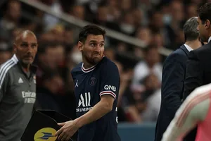 HLV Pochettino bị hiểu lầm vì muốn cứu Messi 