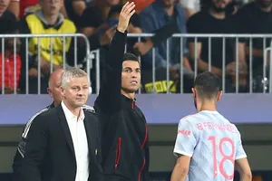 Ronaldo chơi bóng đỉnh cao đến năm 40 tuổi hoặc làm HLV Man United