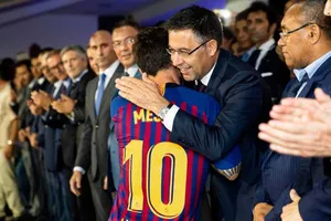 Để Messi ra đi là sai lầm tệ hại của Barca 