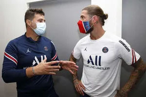 PSG hủy hợp đồng, bồi thường 'khủng' cho Ramos