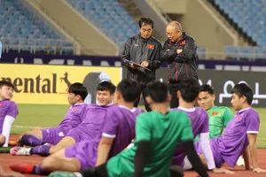 Ông Park lật bài ngửa với Saudi Arabia, 'giải cứu' Phan Văn Đức