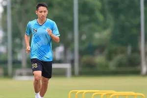 Đỗ Hùng Dũng trở lại đội tuyển để làm gì?